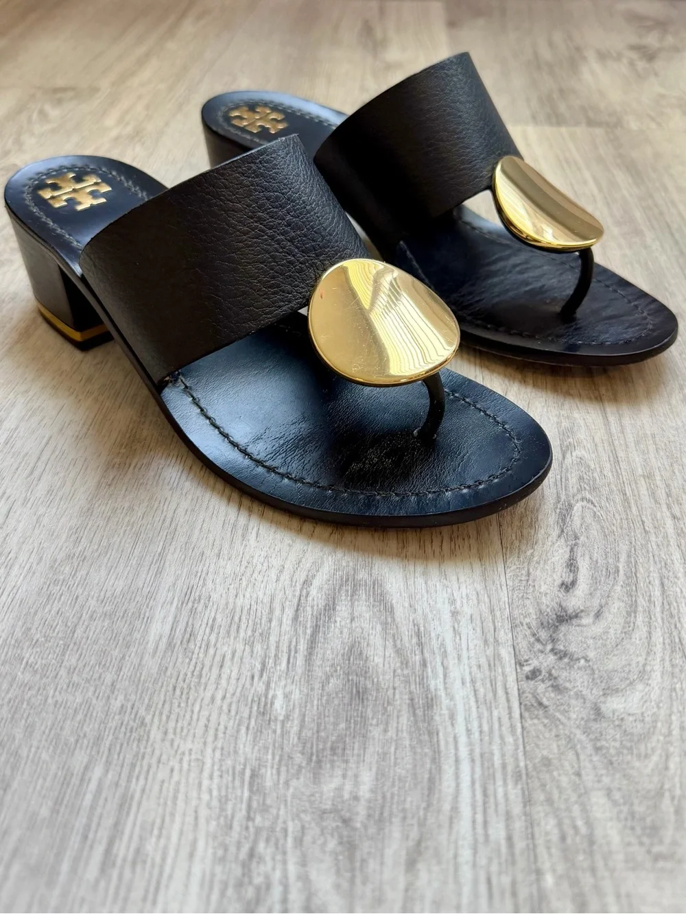 Tory Burch - Black Leather / Gold Patos Disc Slide Sandals / Block heel - Women
